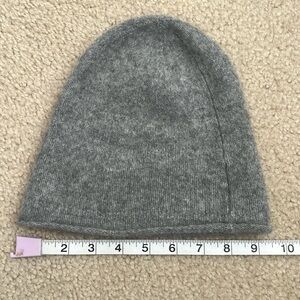 QUINCE 100% Cashmere Beanie
